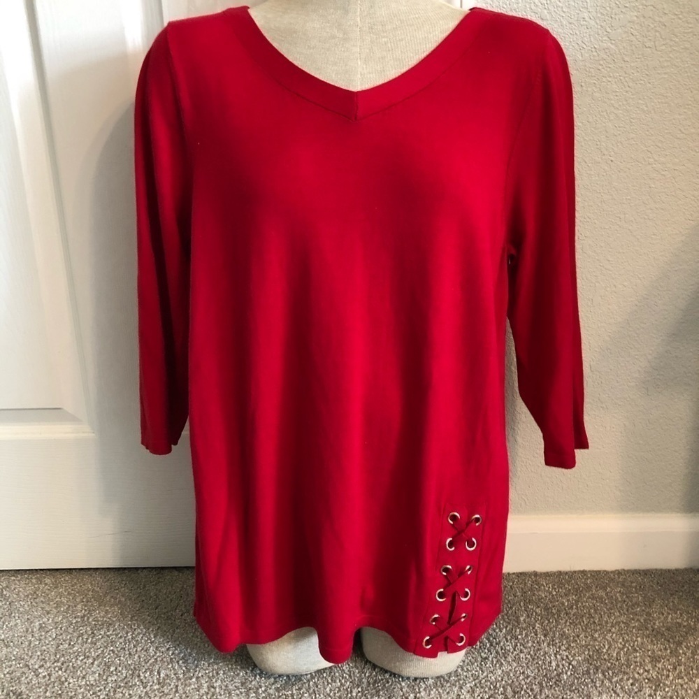 CHICO’S/ RED SOFT LIGHT SWEATER/ size 2 (L/12-14)